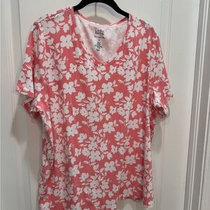 Croft & Barrow Women's Coral Short Sleeve Floral Top 2X NWOT